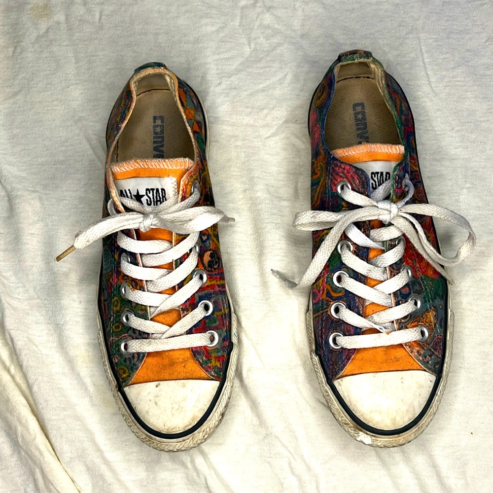 Converse All Stars Custom Hand drawn peach sneakers size 7